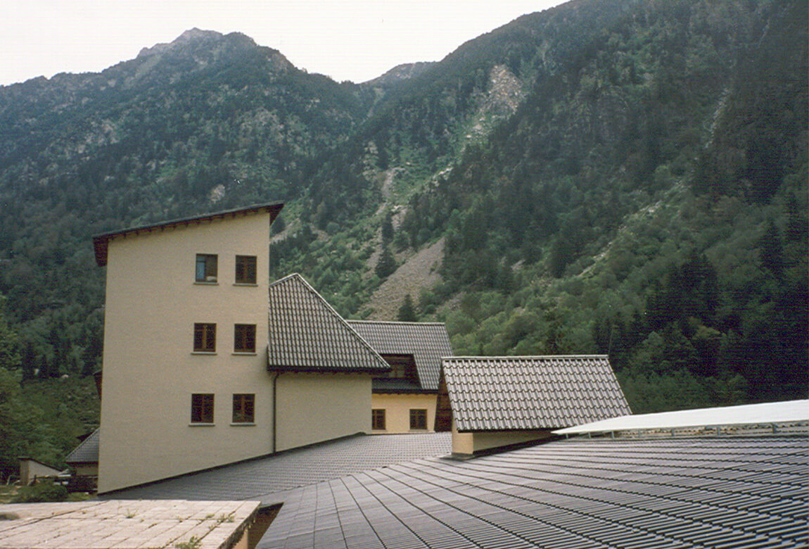Imagen tejado casas de pueblo.